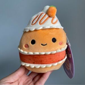 Scooter the Cattot Cake 4” Easter Squishmallows 2024